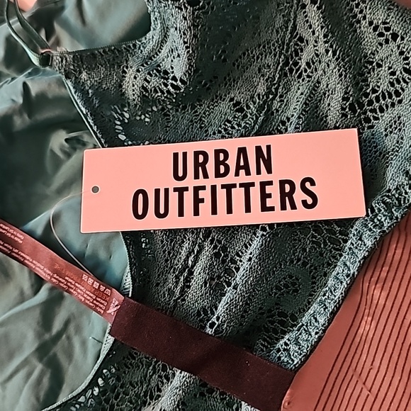 Urban Outfitters Bralette Size M NWT - Picture 7 of 7